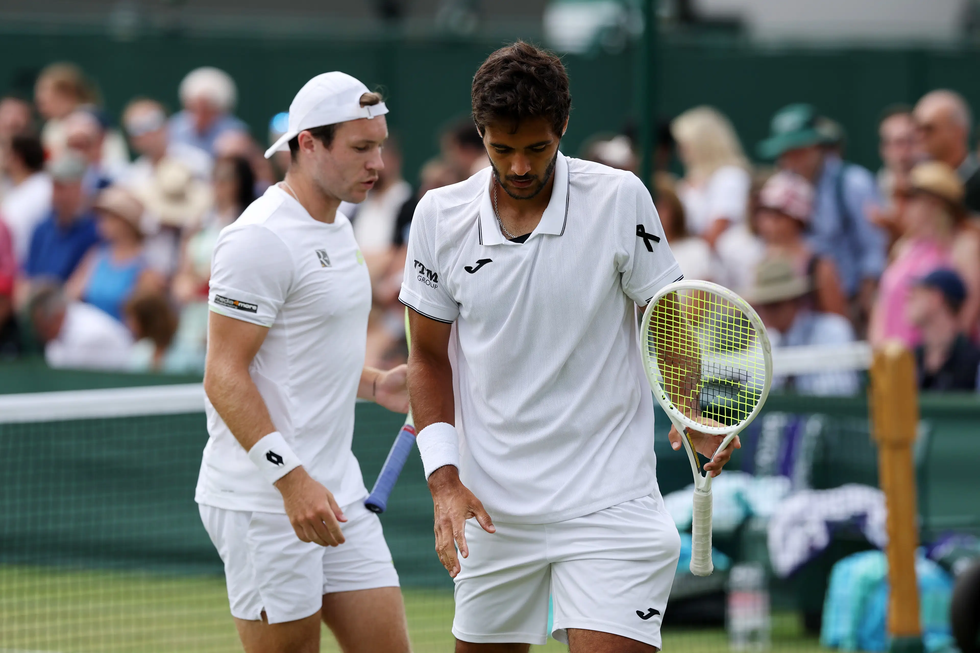 Portuguese tennis star Francisco Cabral has paid tribute to Jota by wearing a black ribbon (Ezra Shaw/Getty Images)