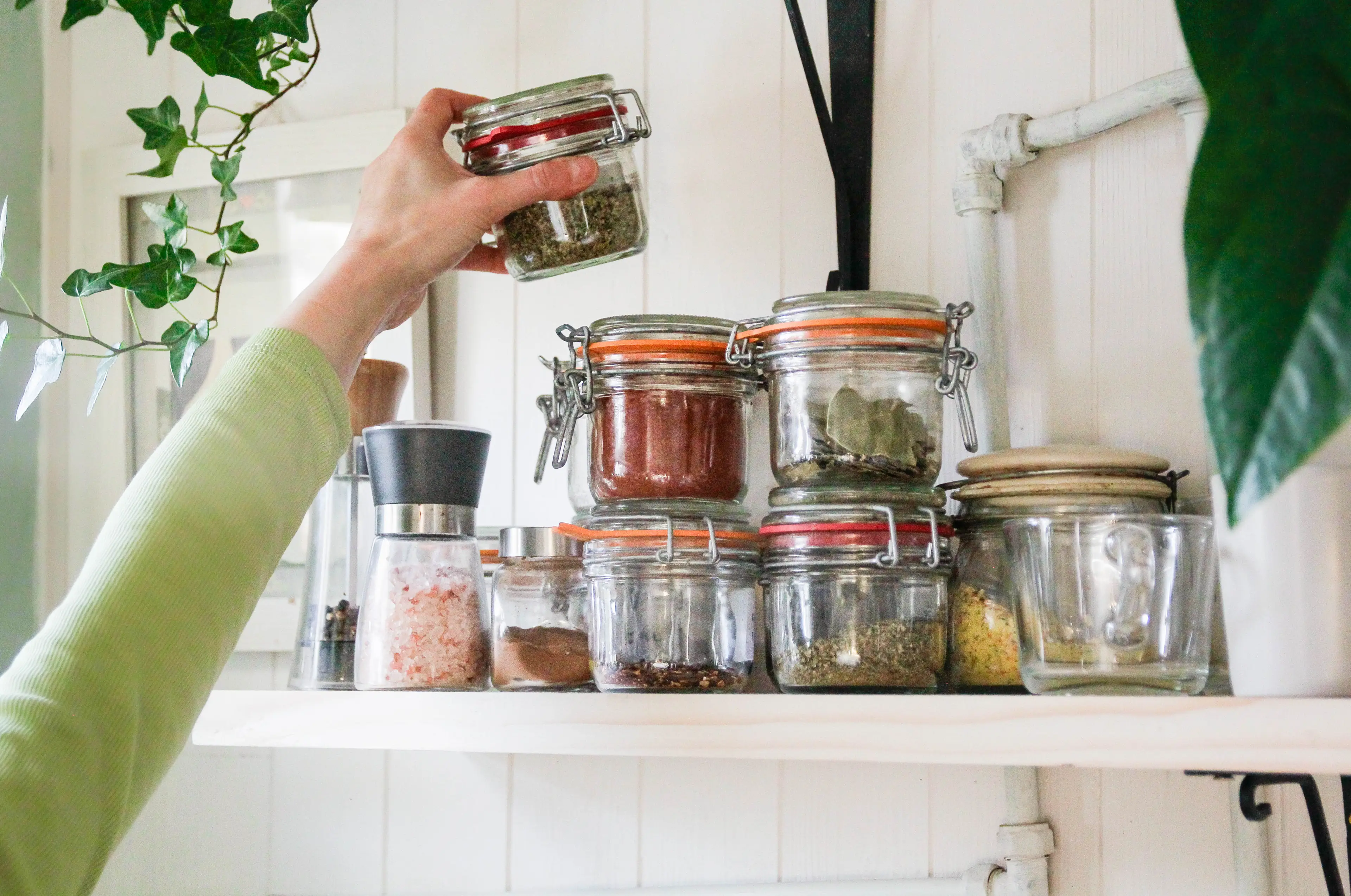 Many of us are guilty of not looking at the small print of what we should and shouldn't eat on certain medications (Kinga Krzeminska/Getty Images)