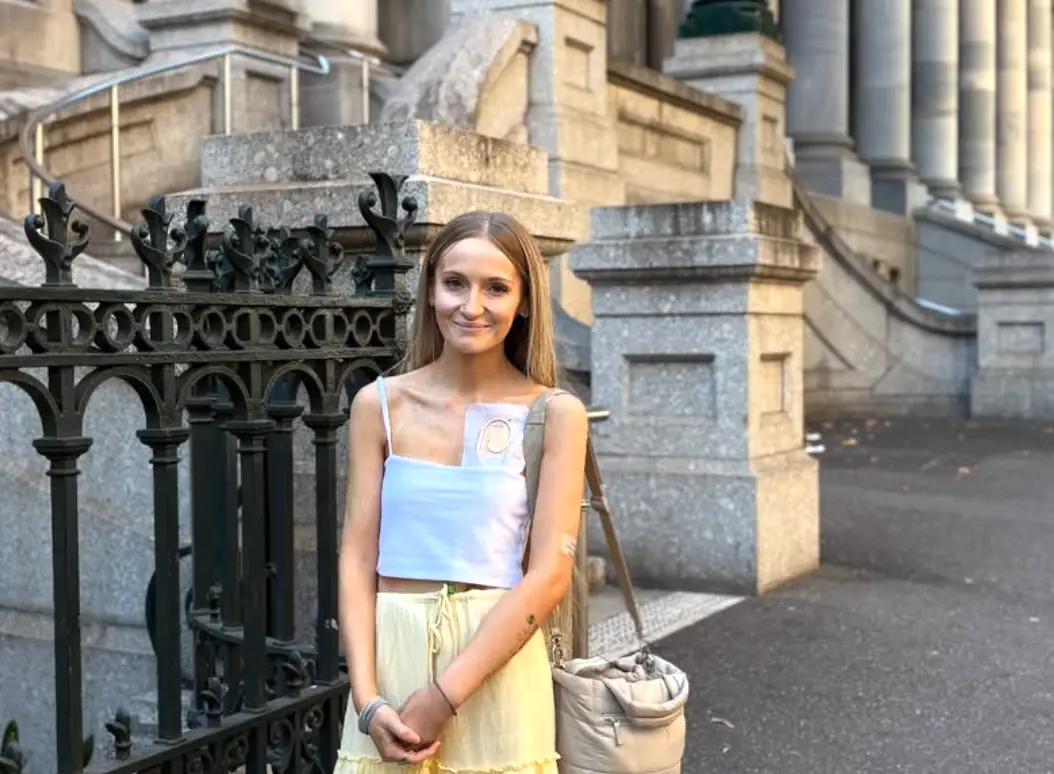 Annaliese Holland has chosen to end her life through assisted dying at the age of 25 (Instagram/@annaliese_holland)