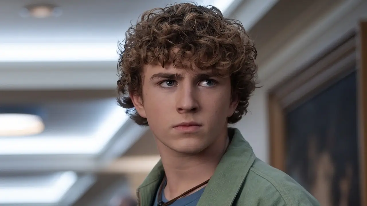 The teenager actor said young girls had been receiving death threats (Disney)