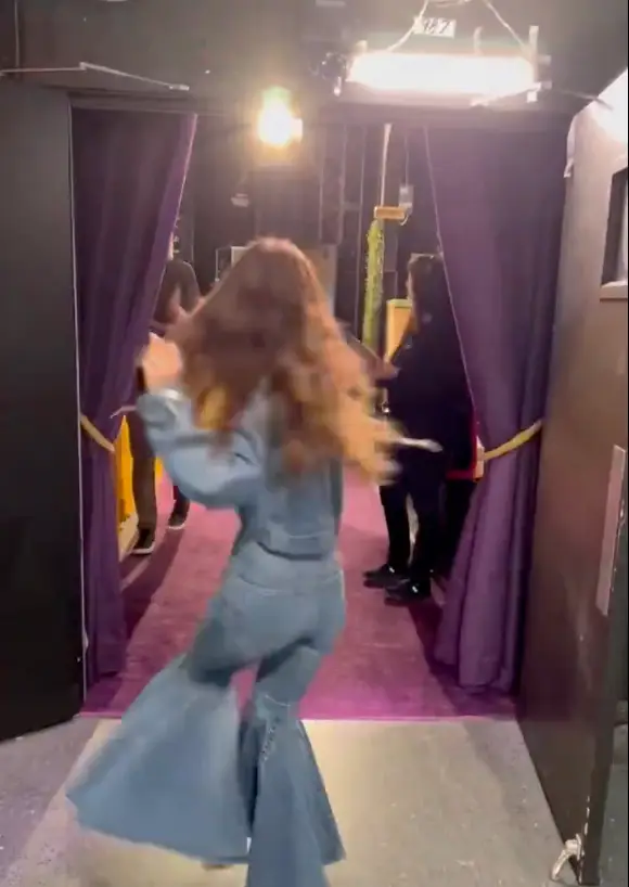 Millennials have been left seriously confused after Gen Z had 'no idea' who a famous Disney Channel star was (X/@jhudshow)