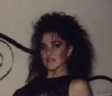 The woman in the image strongly resembled the missing woman. (FBI)