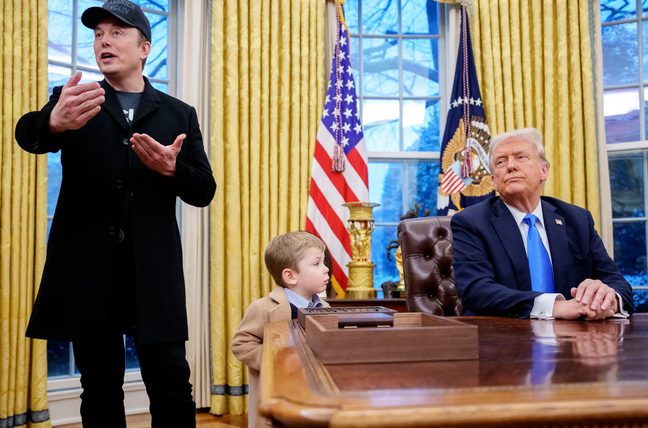 Some spectators believe they've figured out what X told Trump (Andrew Harnik/Getty Images)