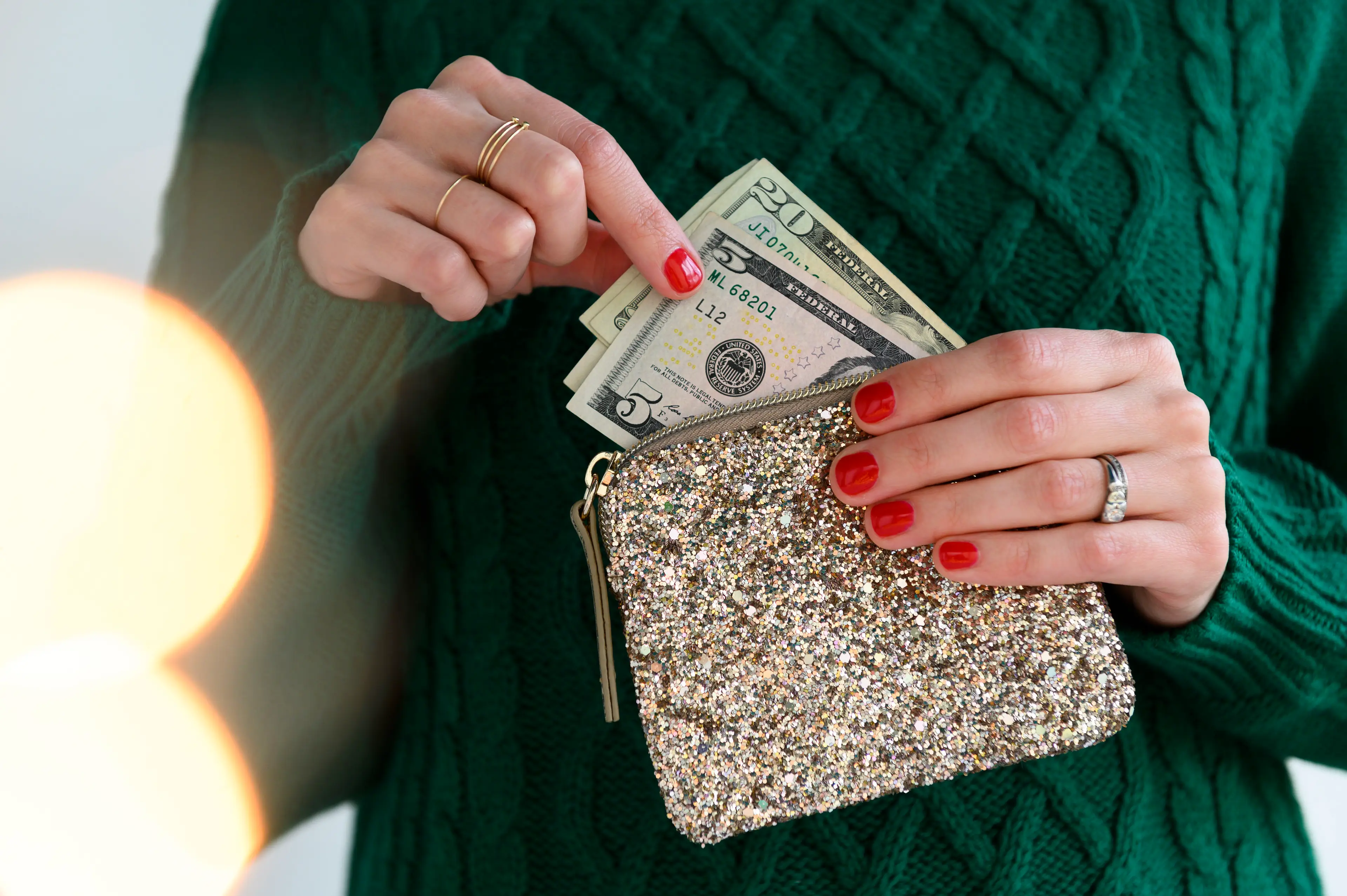 A woman claimed her sister had asked for a donation towards Christmas dinner (Getty Stock Images)