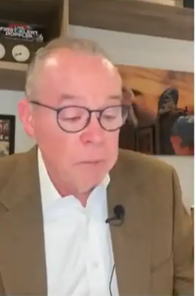 The expert was seen breaking down (NBC 6)