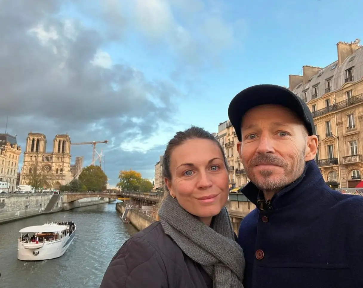 Jonnie Irwin shares three children with his wife.