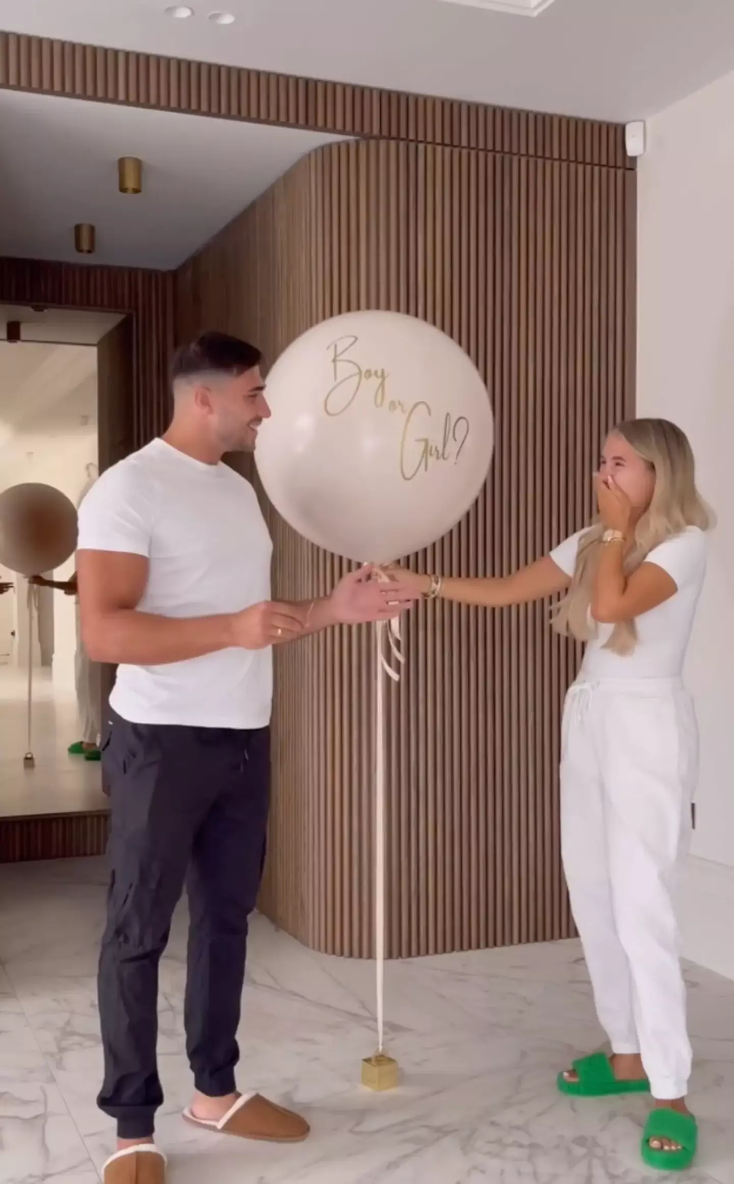 Molly-Mae revealed she and Tommy were having a girl in October 2022. (Instagram/@mollymae)