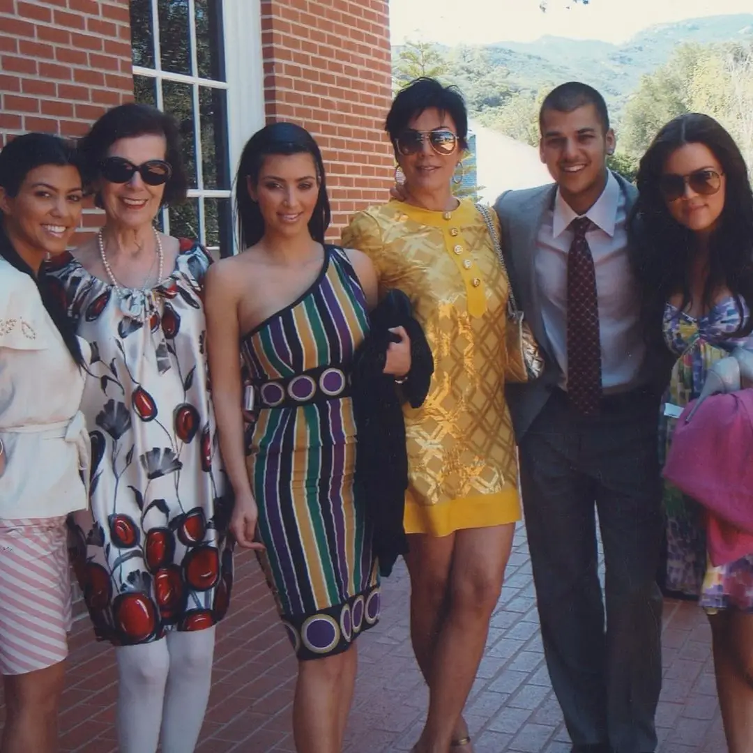 Kris and her mother Mary Jo Campbell with her kids.