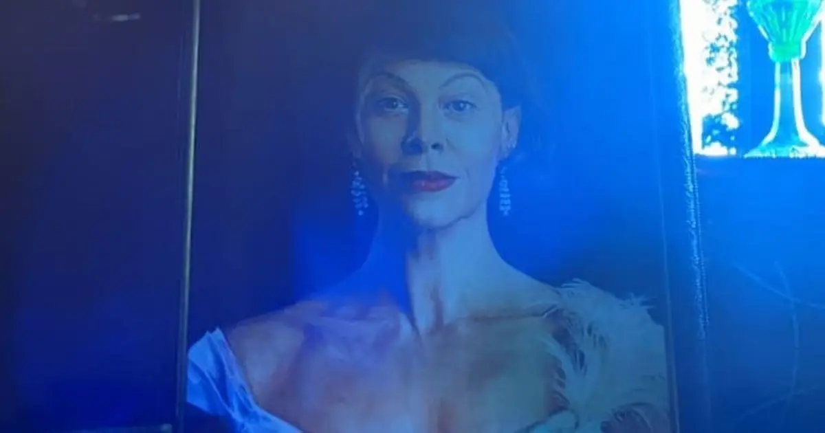 Aunt Pol's funeral took place in episode 1 (