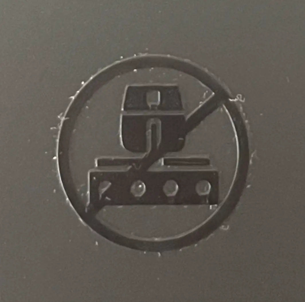 You really don't want to ignore this air fryer symbol (Reddit/necron5757)