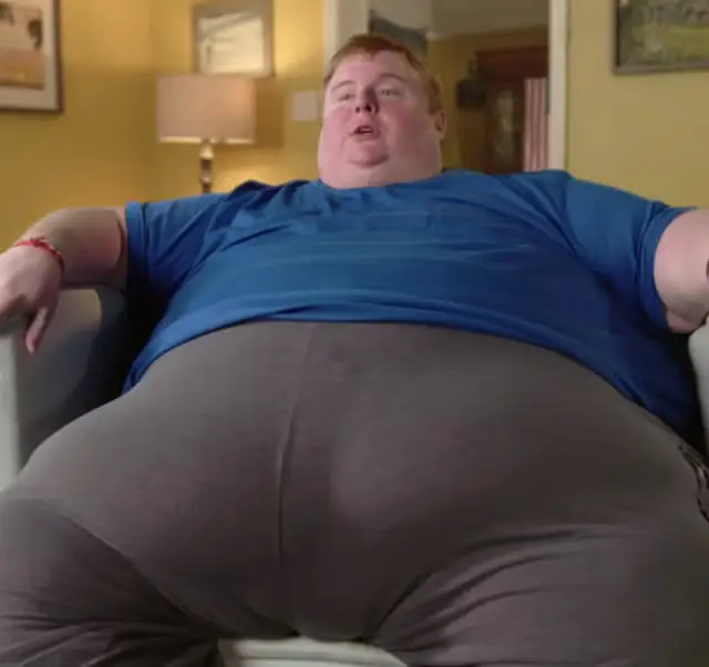 Casey King weighed 845 pounds when he first appeared on Family By the Ton back in 2019 (TLC)