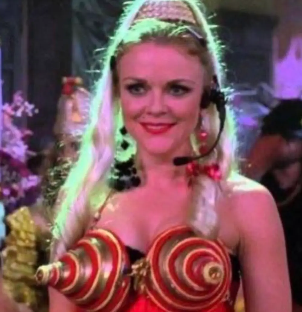 Faracy as Jenny Dennison in Hocus Pocus (Walt Disney Pictures)