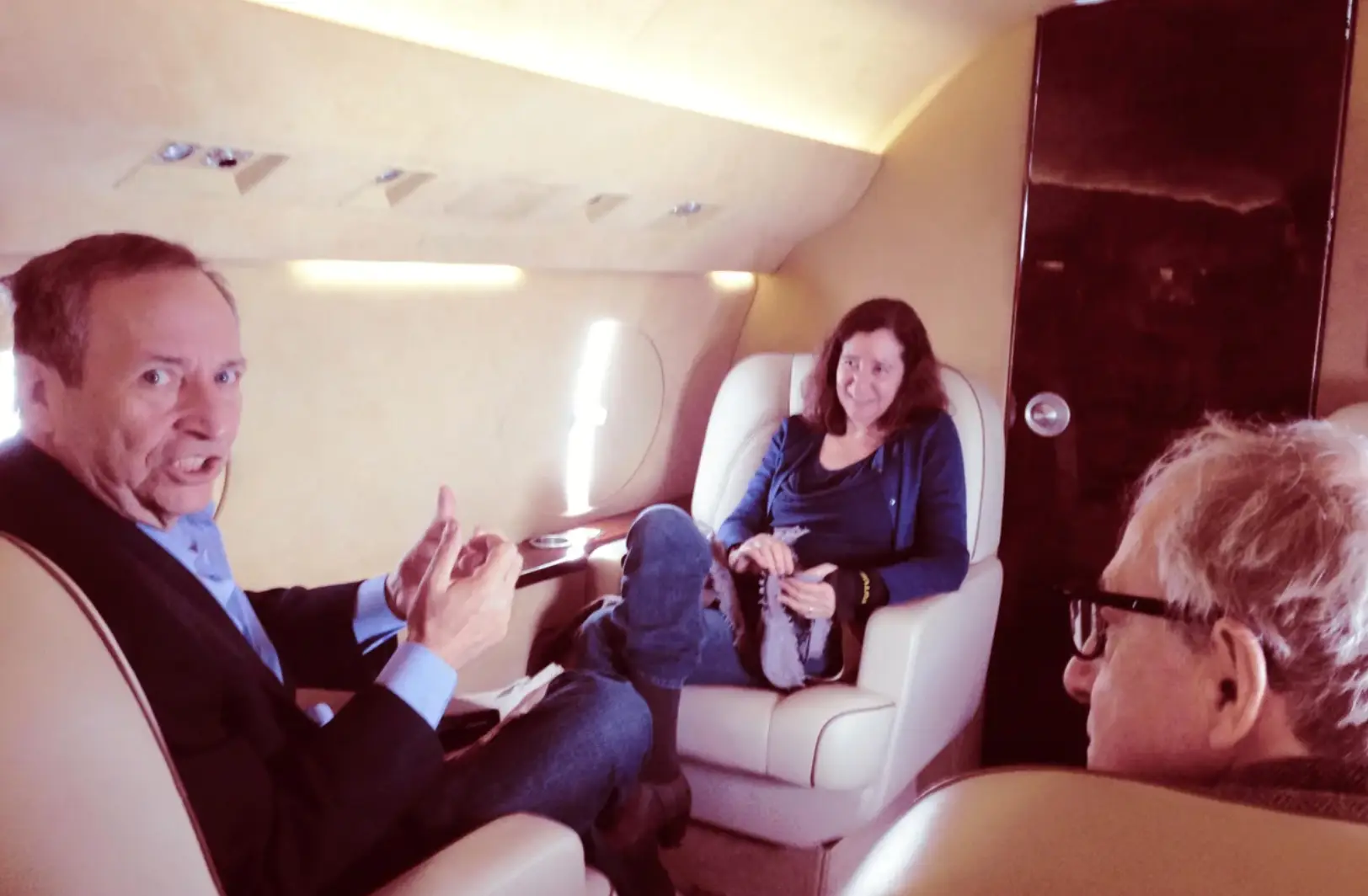 Summers was photographed in Epstein's private jet (House Oversight Committee)