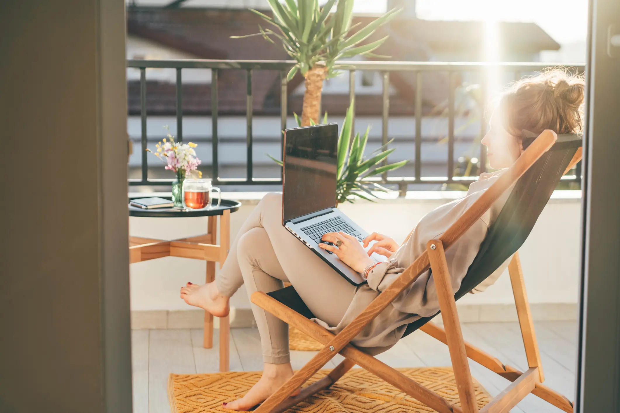 Be sure to schedule some sunshine into your day (Getty Stock Images)