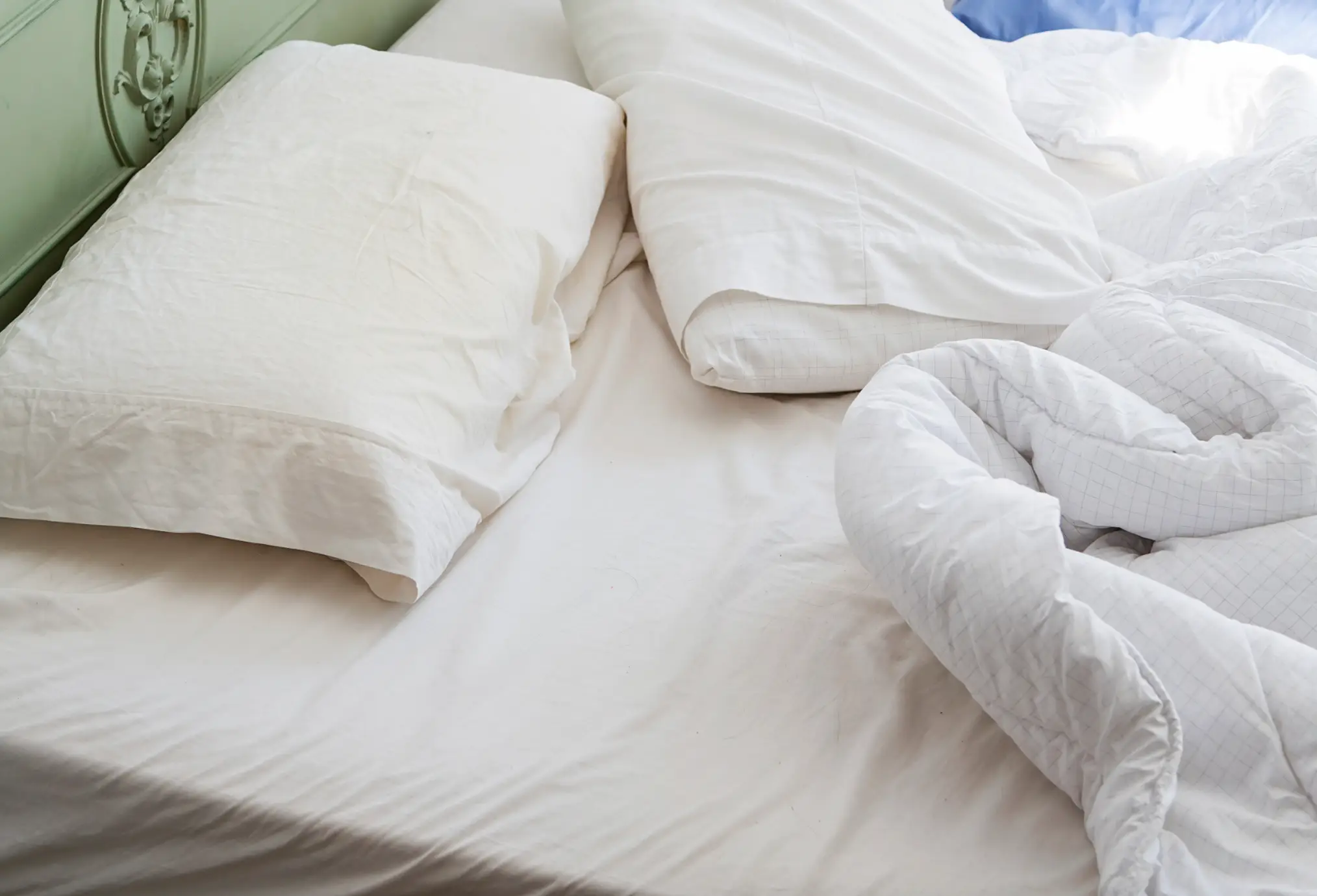 A sex therapist has revealed everything we need to know about 'syntribation' (Getty Stock Images)