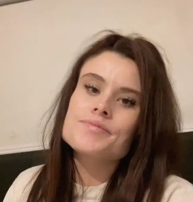 Brooke receives both positive and negative comments about her looks.