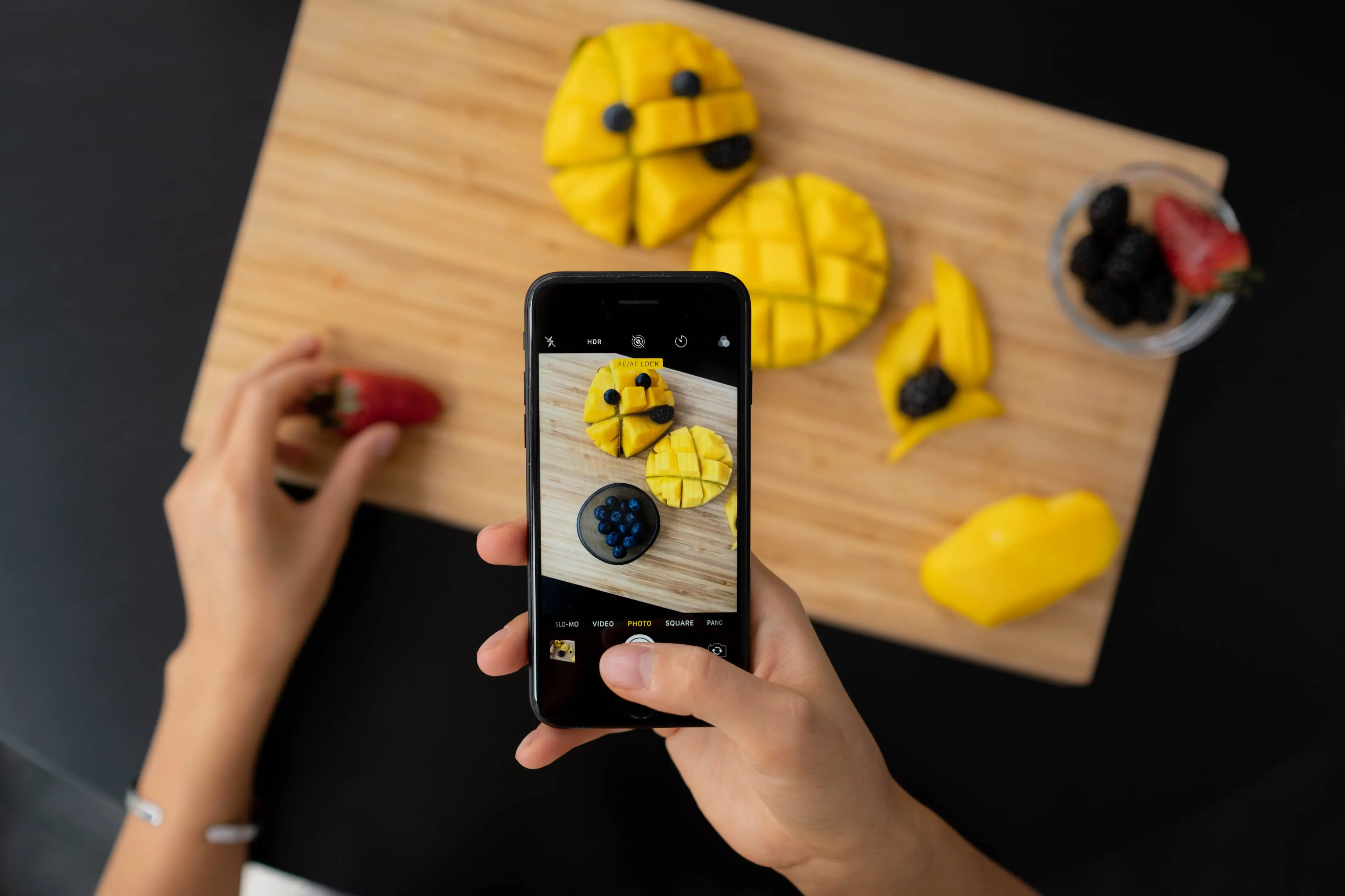 The microphone helps when recording in noisy environments (