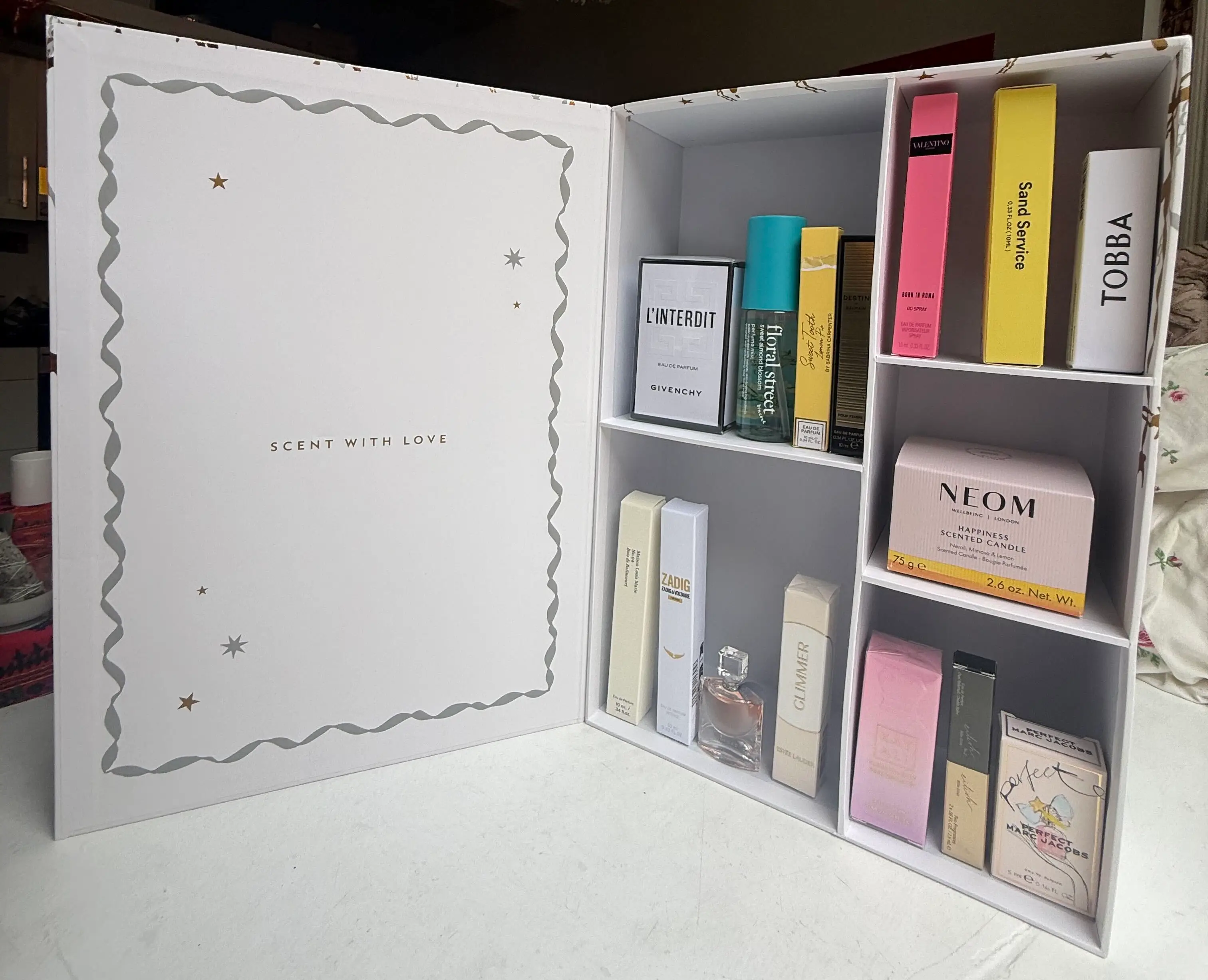 The Boots 12 Days of Scent Fragrance Advent Calendar (Rhiannon Ingle)
