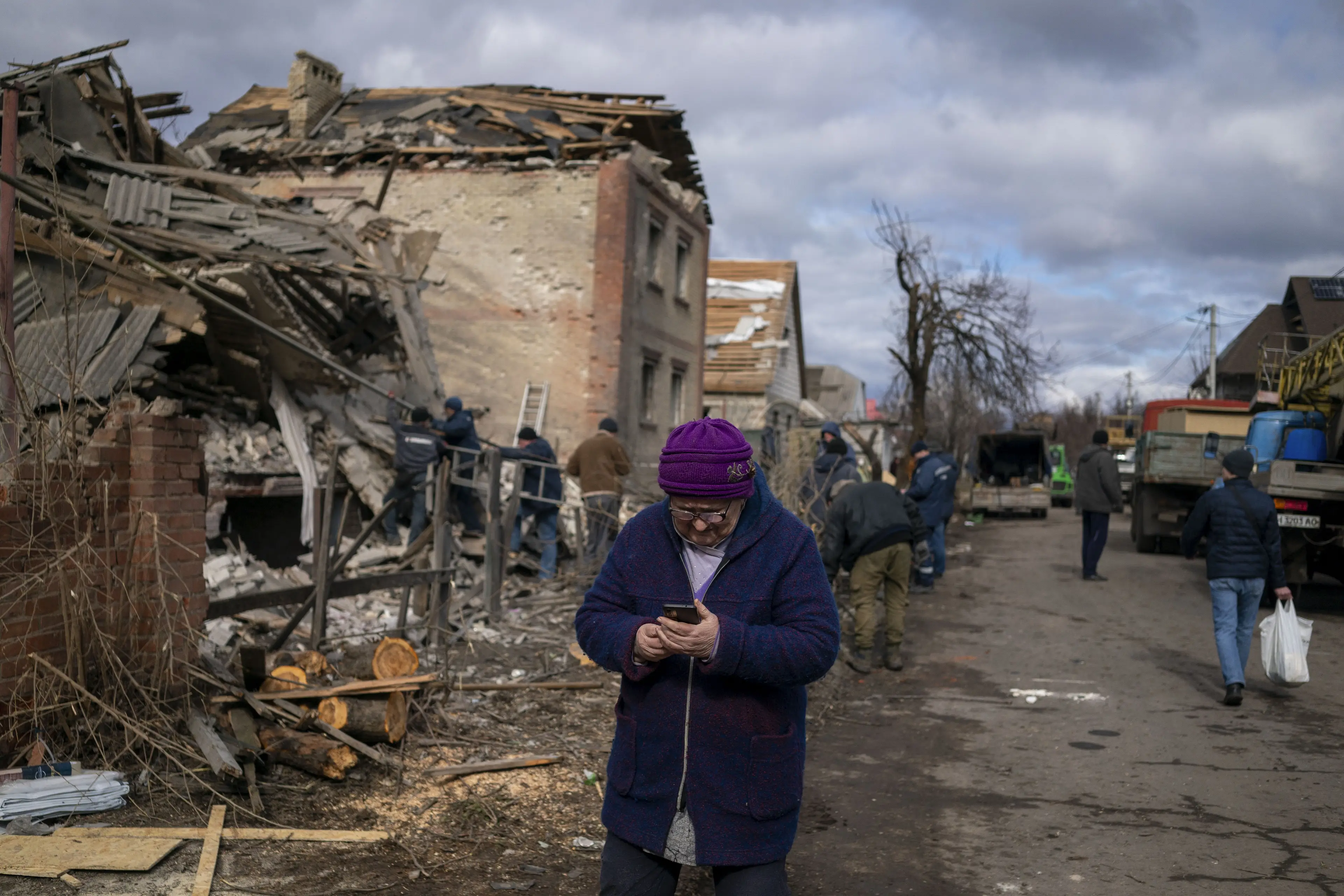 Years of war have devastated Ukraine's civilian population (Jose Colon/Anadolu via Getty Images)