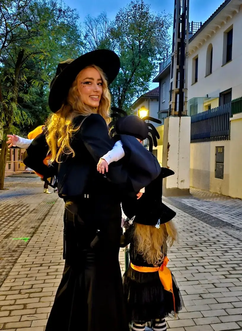 She has offered rare glimpses into her new life (Instagram/@amberheard)