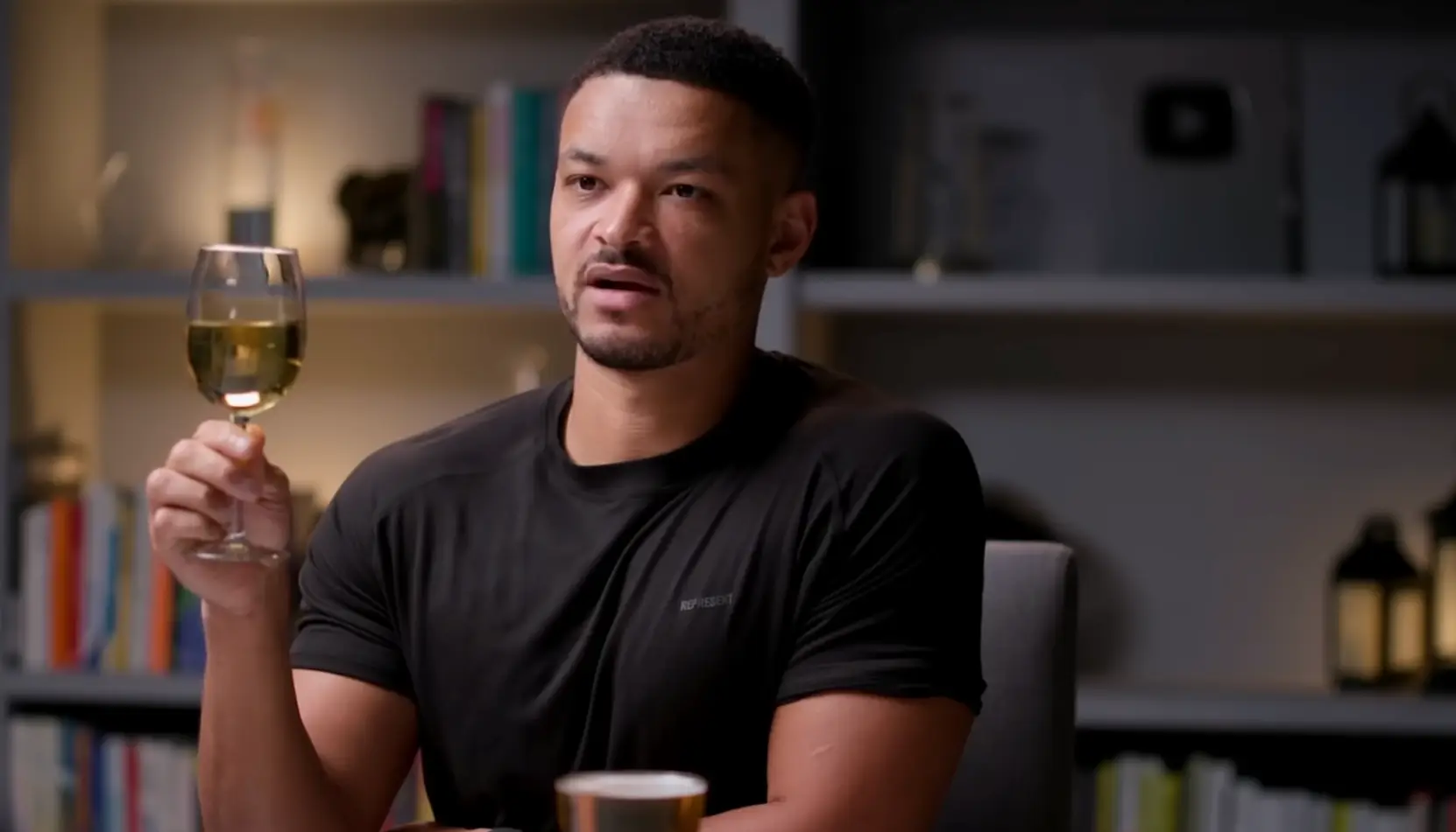 The glass of wine Steven Bartlett is holding likely contains three units of alcohol (The Diary of a CEO Clips / YouTube)