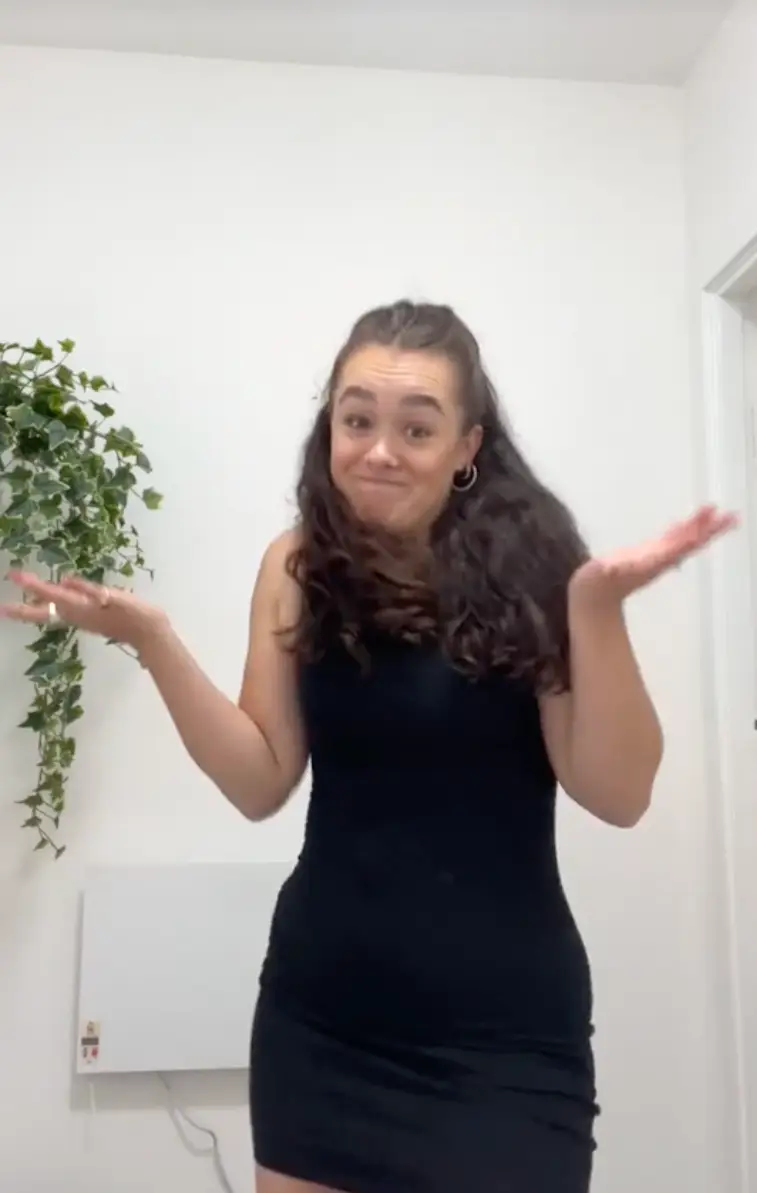 One of the outfits in question (TikTok/ @ultimatebykomi) 