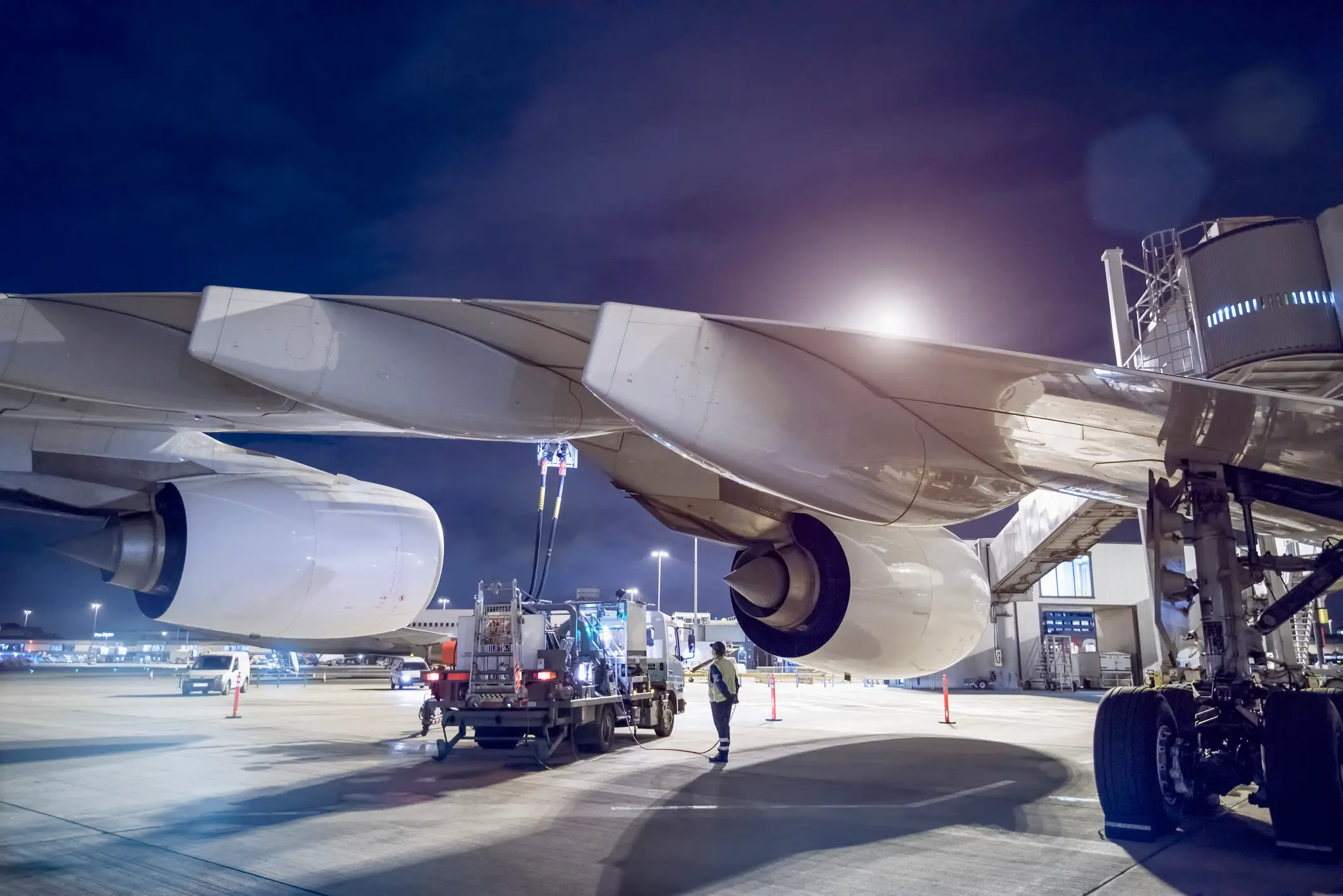 The baggage handler spoke about the best type of suitcase to travel with (Getty Stock Photo)