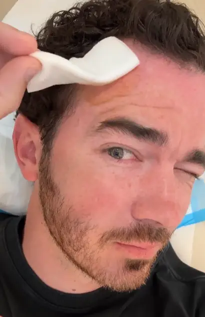 The singer wanted to spread awareness (Instagram/ @kevinjonas)