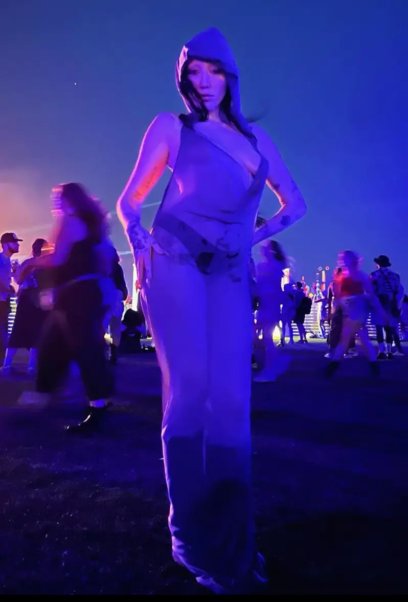 Noah posted pictures from her time at Coachella (Instagram/ @noahcyrus)