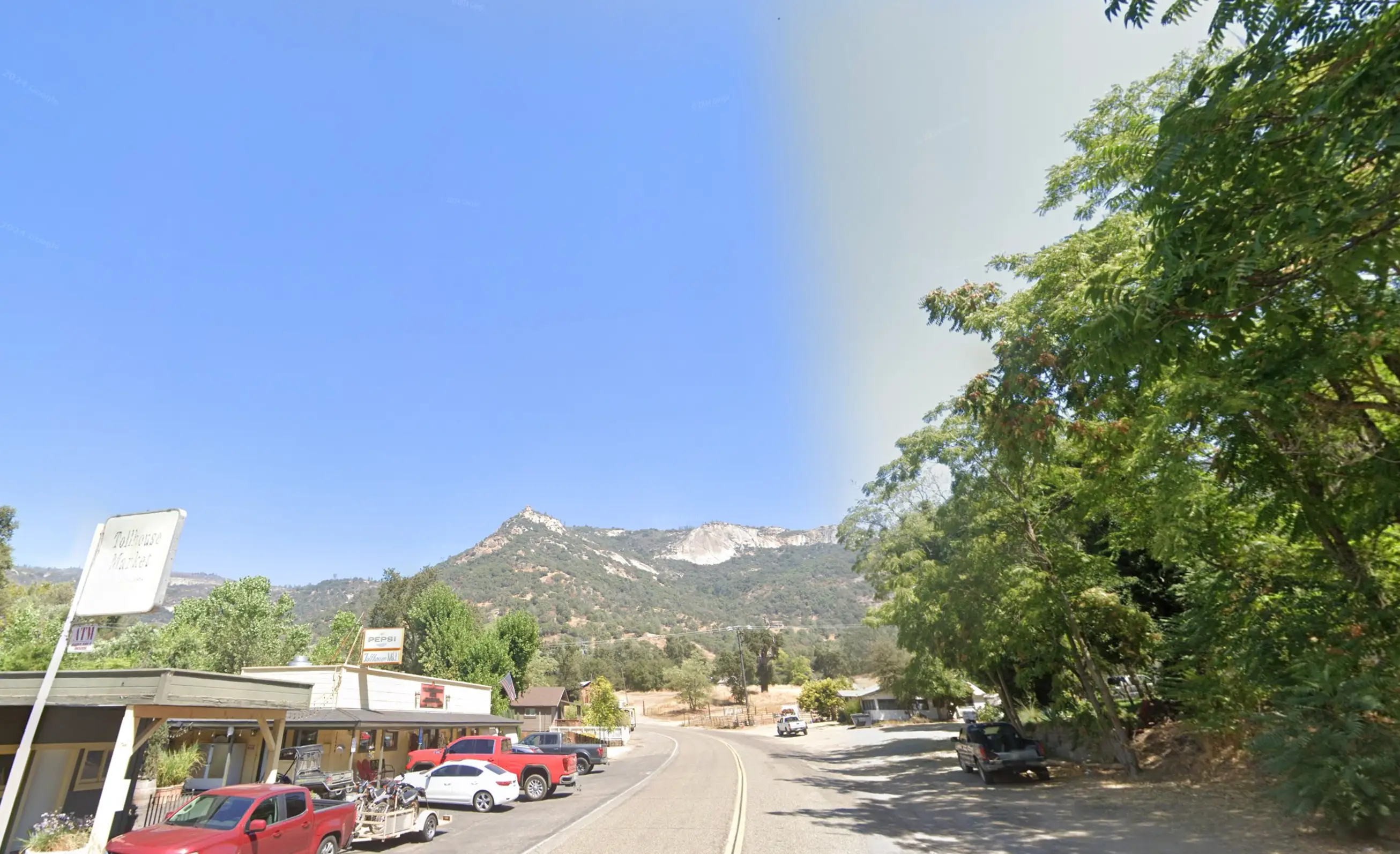 The mom and her son were driving back to Tollhouse (Google Street View)