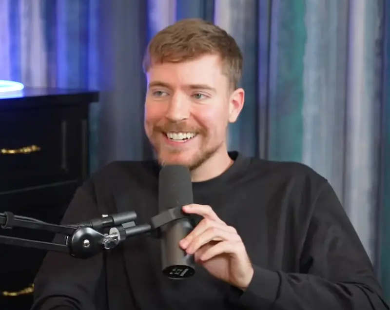 MrBeast recalled meeting Musk in an interview with Theo Von (YouTube/Theo Von)