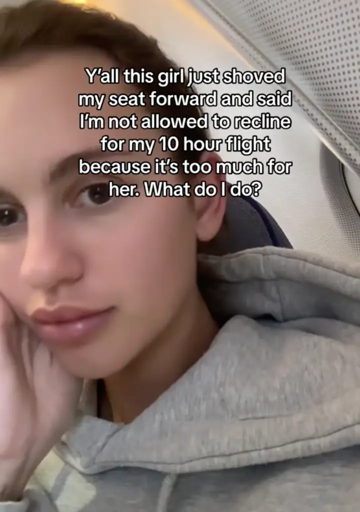 Social media users have been divided on what constitutes polite etiquette on a plane.