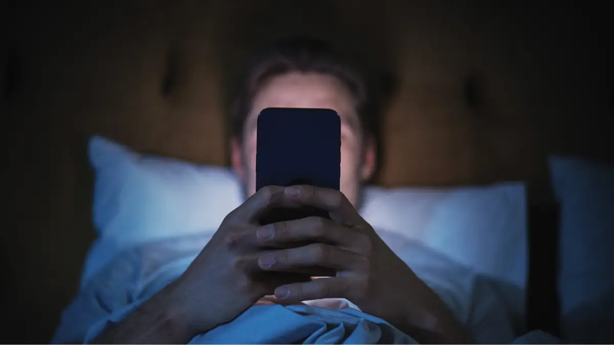 Experts reveal the 'serious toll' sleep deprivation has on the body even if you only lose a few hours