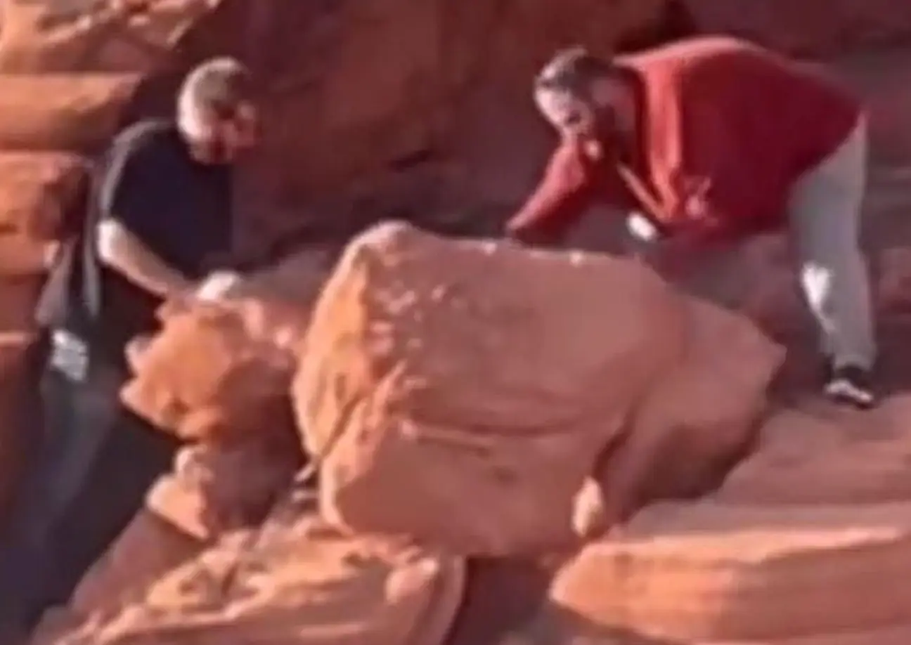 The National Park Service has asked for help identifying these two men (Facebook/ Lake Mead National Recreation Area - National Park Service) 