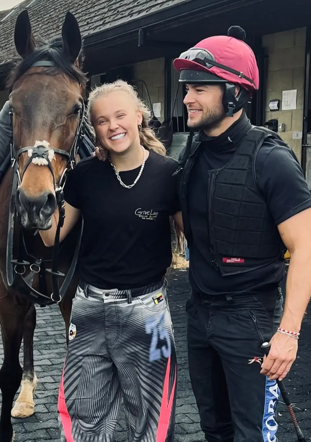 (itsjojosiwa/Instagram)