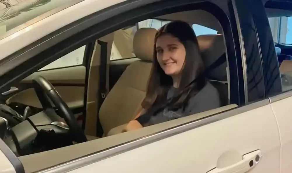 At first, Avery loved the electric car (YouTube/10 Tampa Bay)