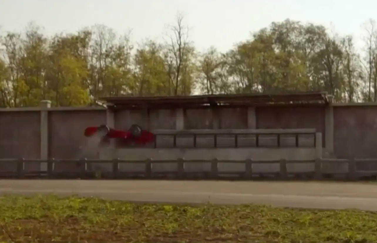 The interviewer wasn't a fan of the crash scenes in the movie.