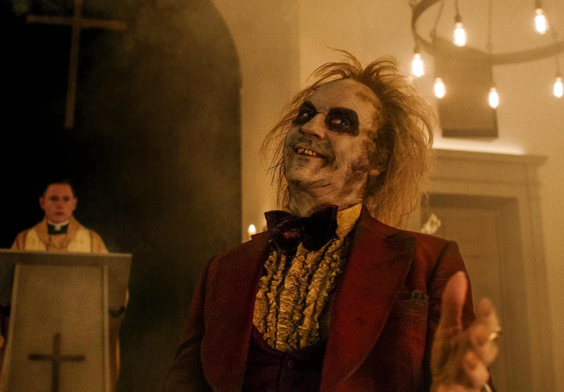 The actor is back as Beetlejuice (Warner Bros. Pictures)