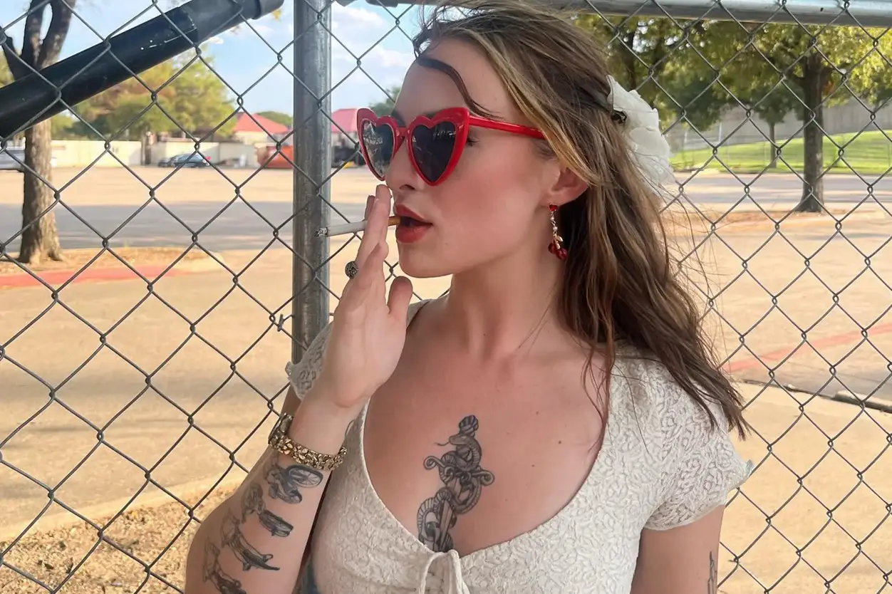 Ashley says people are surprised she's single. (Instagram/@stayustyles)