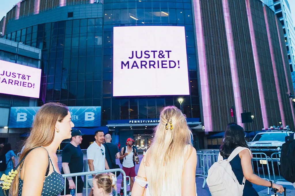A sign outside Madison Square Garden (Sara Konradi for The Washington Post via Getty Images)
