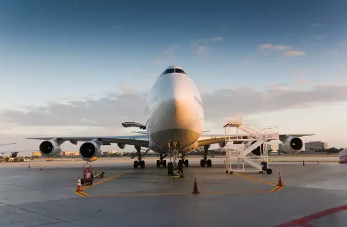 Eades has years of experience flying jumbo jets (Juan Silva / Getty)