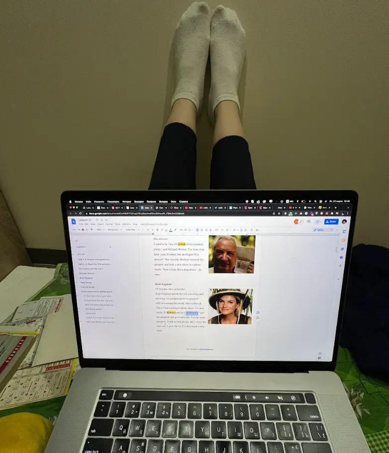 Yuliia has become used to working during air raids.