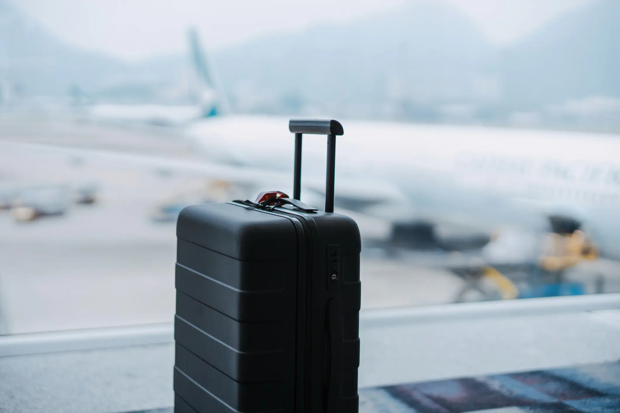Black bags make up almost half of all travelers' luggage (Getty Stock)