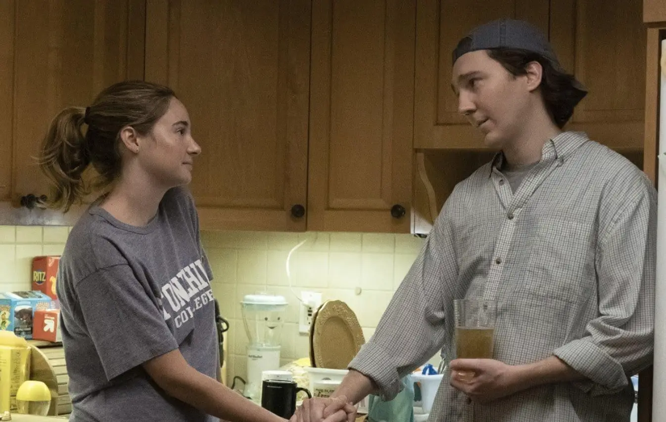 Paul Dano and Shailene Woodley star in Dumb Money.