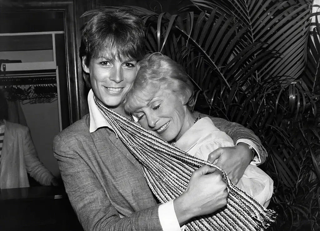 Curtis and her mom, Janet Leigh (Bettina Cirone/IMAGES/Getty Images)