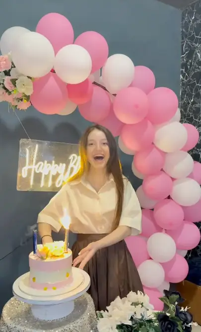 Her last post was in celebration of her 17th birthday (@sanayousaf22/Instagram)