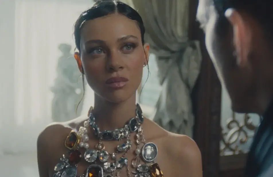 The actress recently appeared in Ryan Murphy's The Beauty (FX)