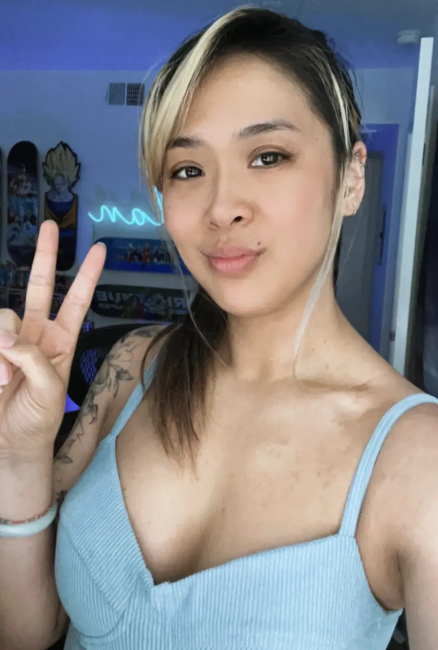 The streamer had an unfortunate event happen during her livestream.