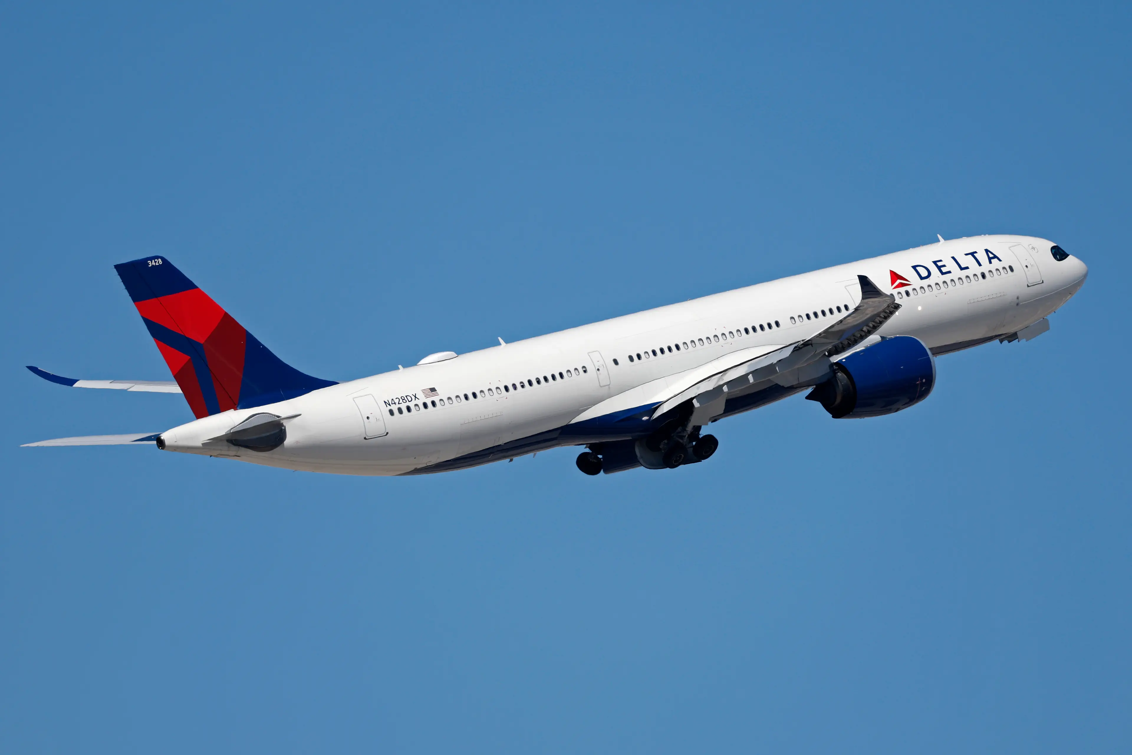 Complimentary snacks and sodas on flights under 350miles will no longer be provided (Kevin Carter/Getty Images)