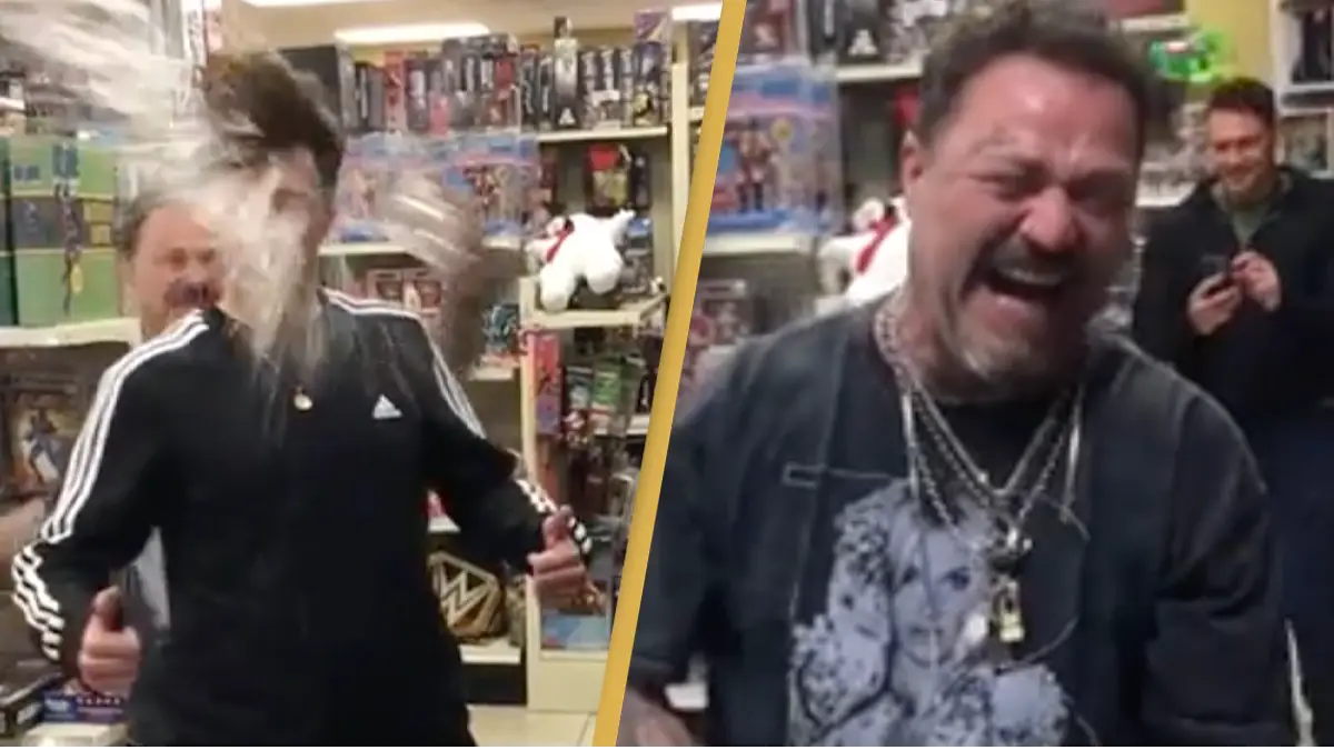 Reddit/r/jackass/u/BamDoBam